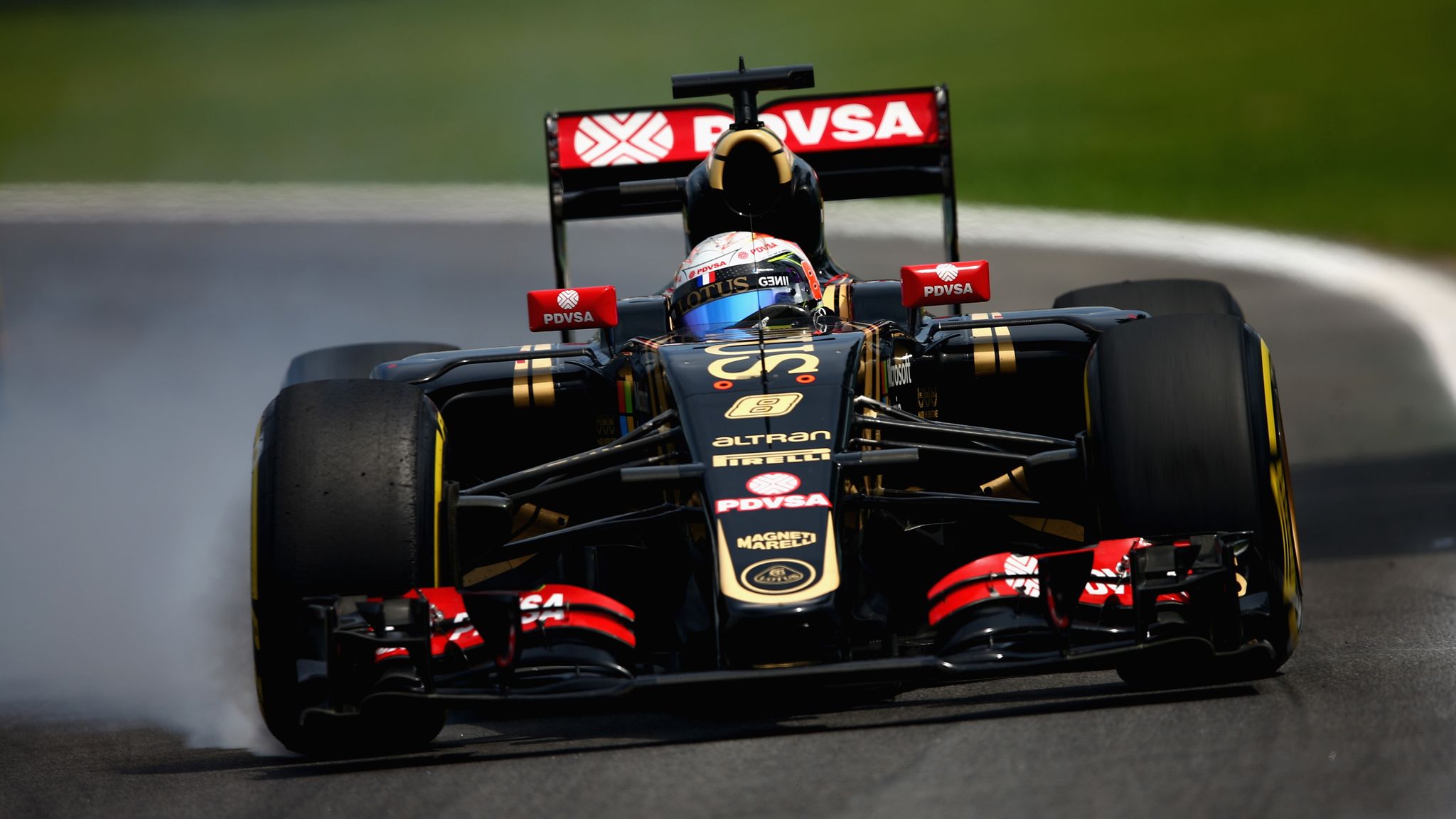 5. Lotus E23 – Lotus F1 Team