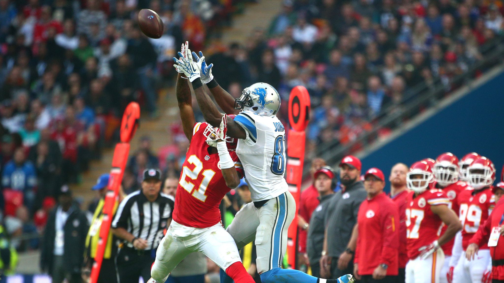 Alex Smith conducts Kansas City Chiefs' Wembley rout of Detroit Lions, NFL