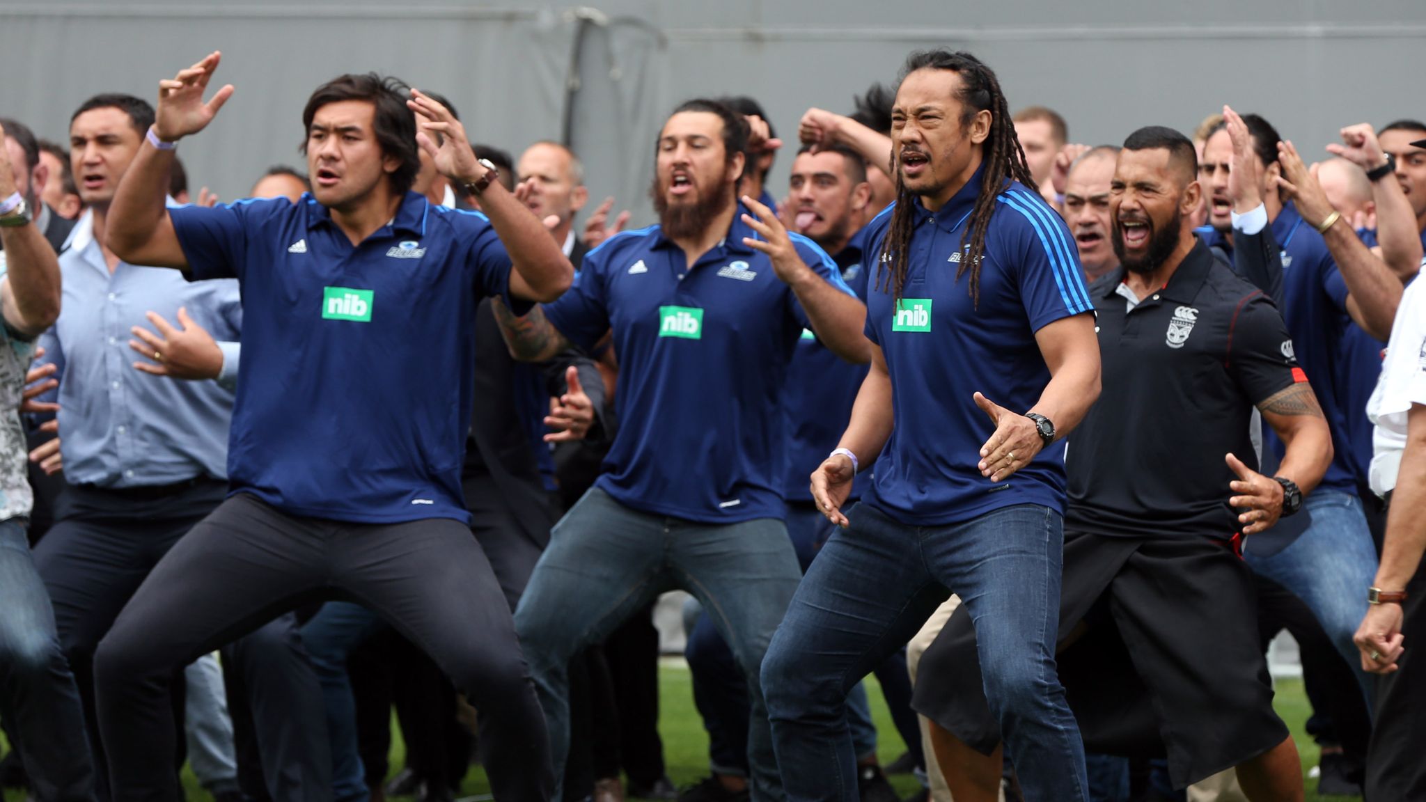 Jonah Lomu Mourned At Public Service At Eden Park Rugby Union News Sky Sports