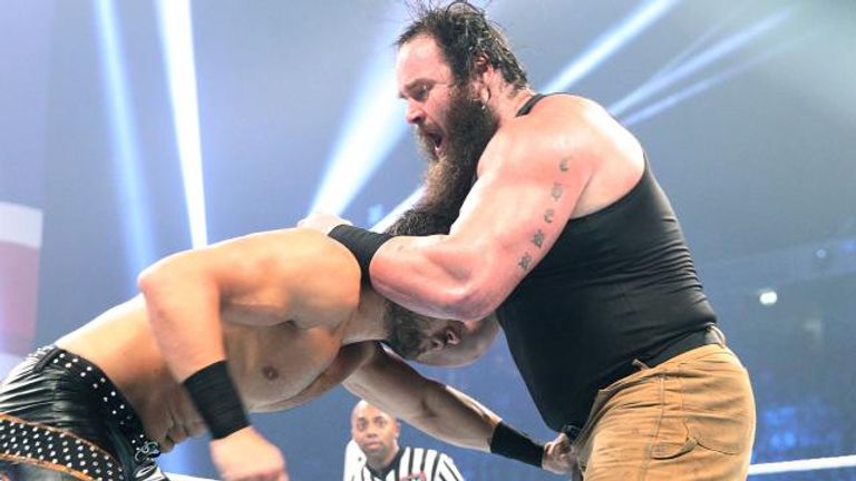 Braun Strowman sqaused Fandango in submission