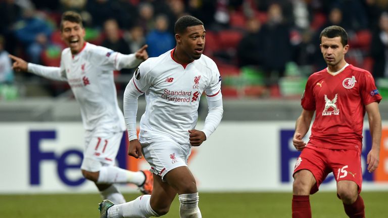Liverpool's English midfielder Jordon Ibe (centre) celebrates after opening the scoring in Kazan