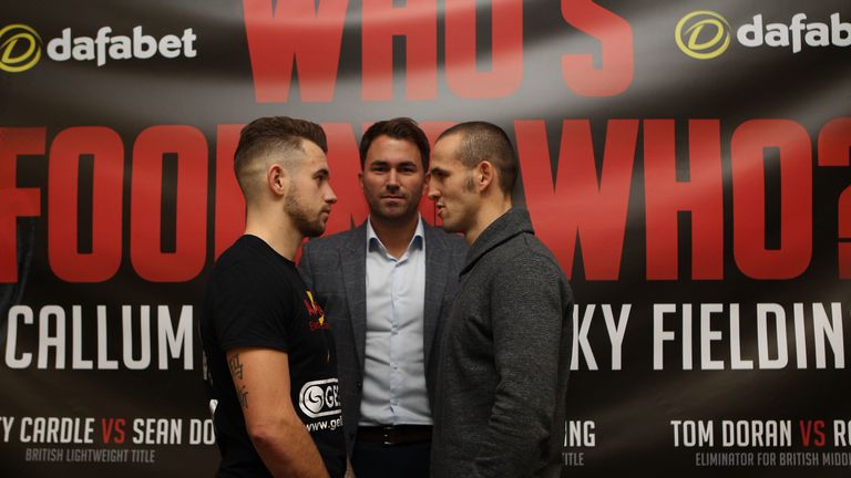 Tom Doran (L) is determined to beat Rod Smith (R) to a title shot