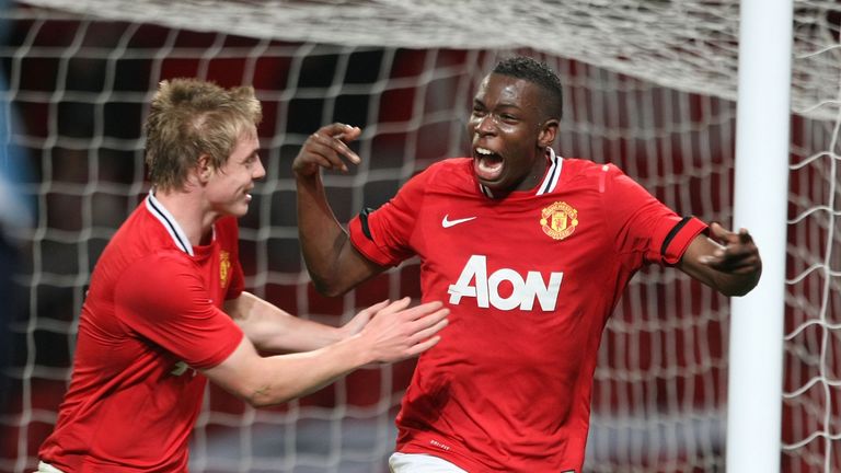 Dutch striker Van Velzen (right) left Manchester United in 2013