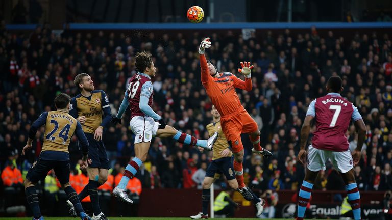 Cech tips the ball to safety against Aston Villa