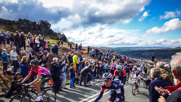 Sir Bradley Wiggins (centre right) in action during last year's Tour de Yorkshire (Picture: SWpix.com)