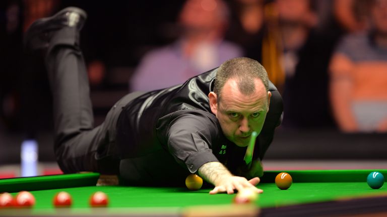 Price enjoys a bit of action on the green baize with his good friend Mark Williams