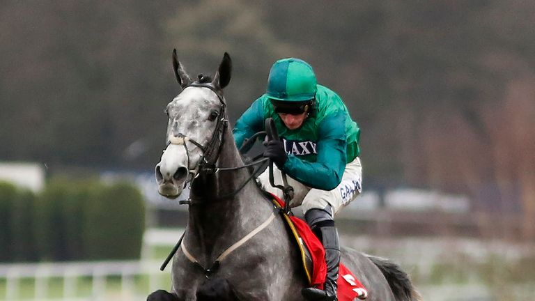 Daryl Jacob riding Bristol De Mai