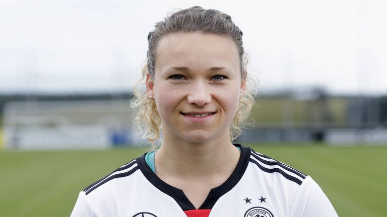 Germany international Josephine Henning joins Arsenal Ladies