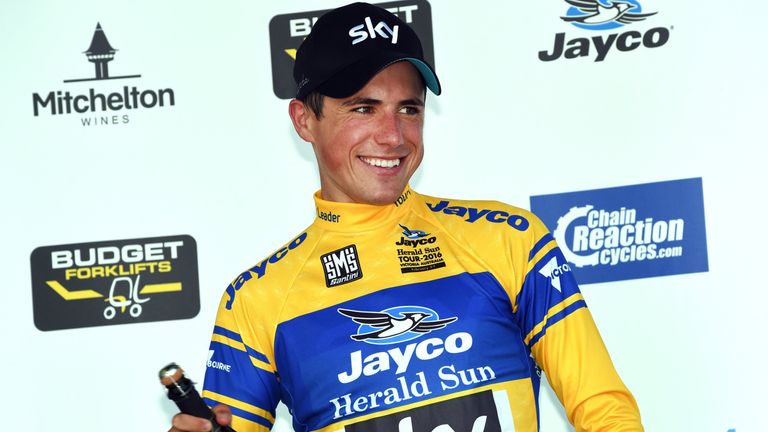 Kennaugh retained the lead on stage three