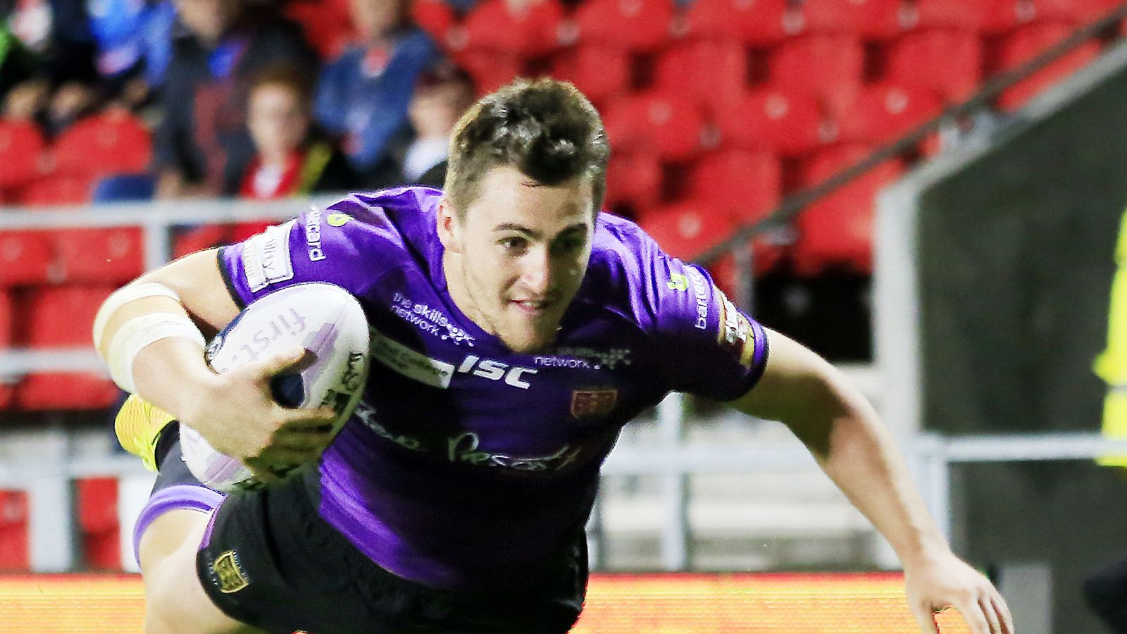 Curtis Naughton signs a contract extension with Hull FC | Rugby League ...
