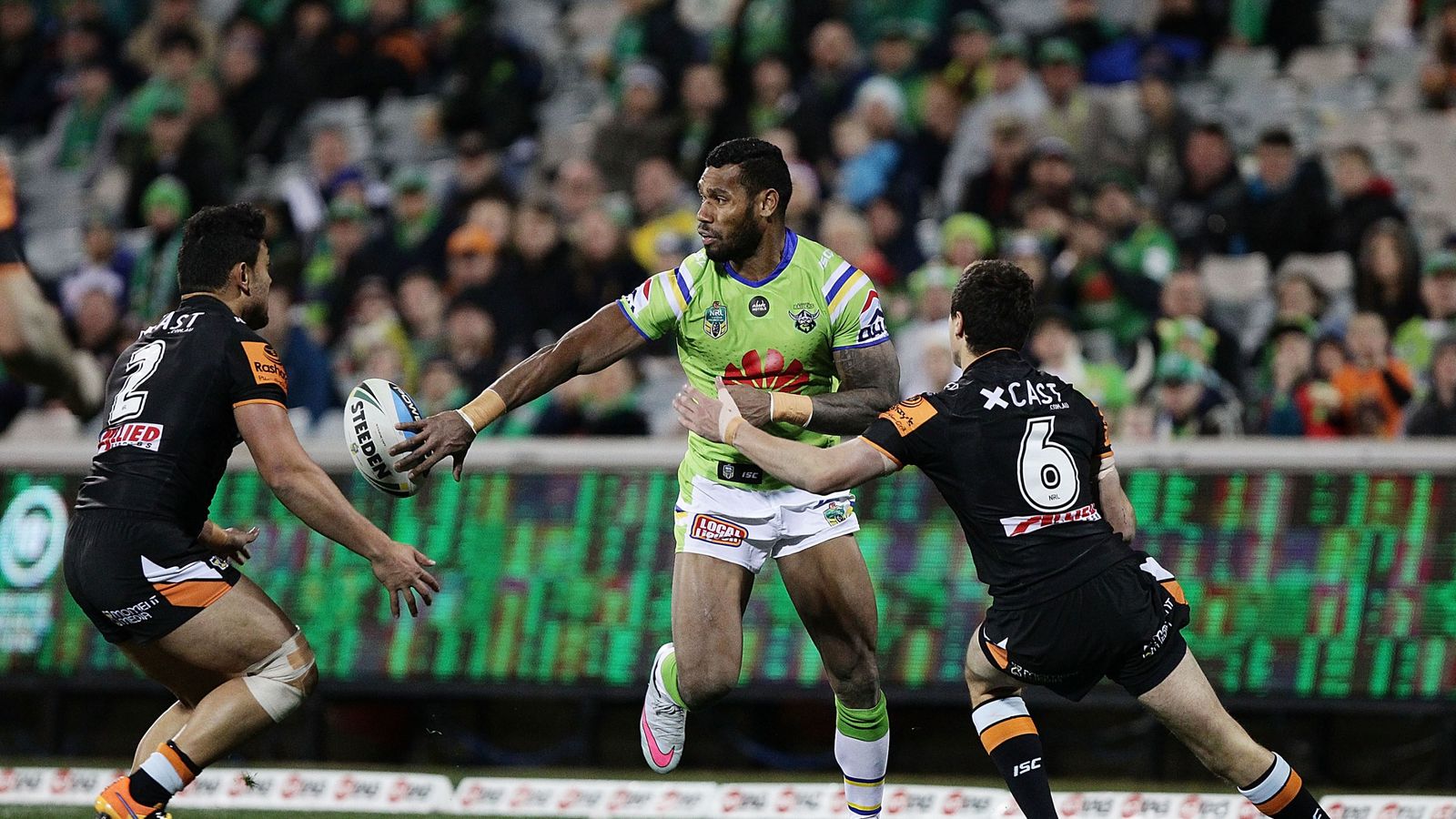 Canberra's Sisa Waqa switches codes to join Top 14 side Grenoble