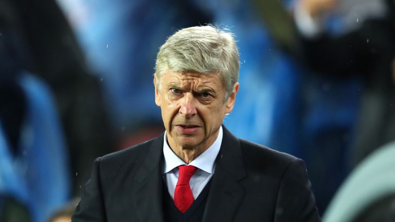 Arsene Wenger says he remains '100 per cent' committed to Arsenal