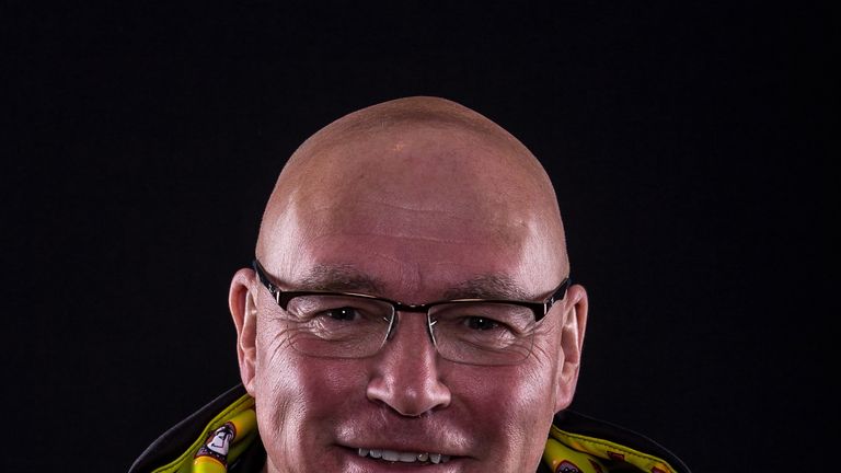 John Kear's Batley moved level with Leigh at the top of the Championship