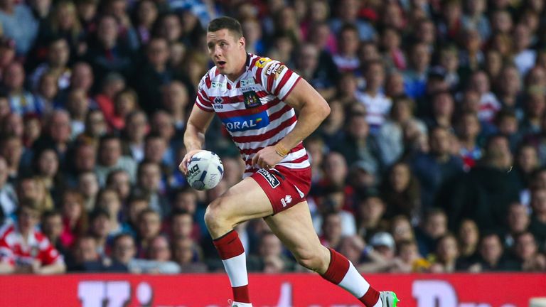 Joel Tomkins looks set to make his first appearance of the 2016 Super League season after recovering from a knee problem