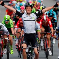 Steve Cummings is becoming an expert at late solo attacks