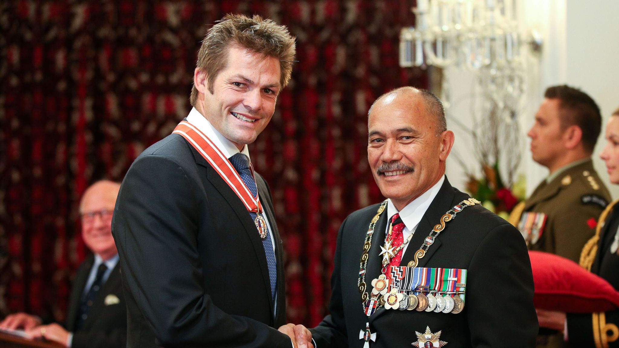 Richie Mccaw Humbled By Civic Honour But Relieved To Avoid Title Rugby Union News Sky Sports