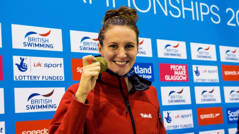 Jazz Carlin won gold in the women's 400m freestyle at the British Swimming Championships