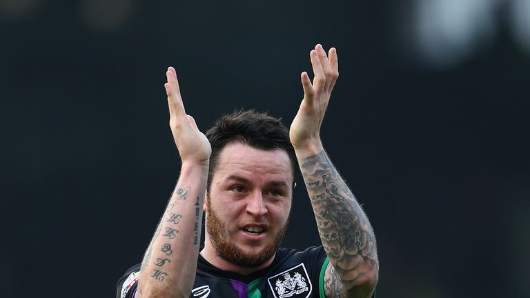 Lee Tomlin signed for Bristol City after an impressive loan spell