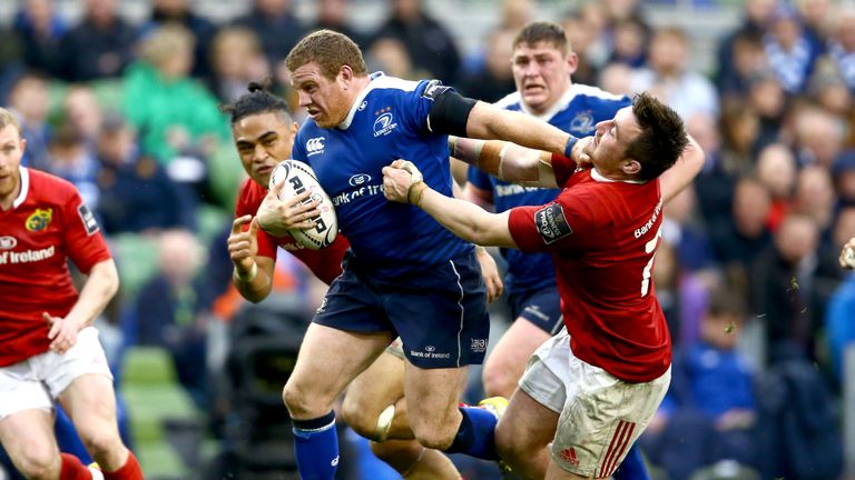 Sean Cronin on the charge for Leinster