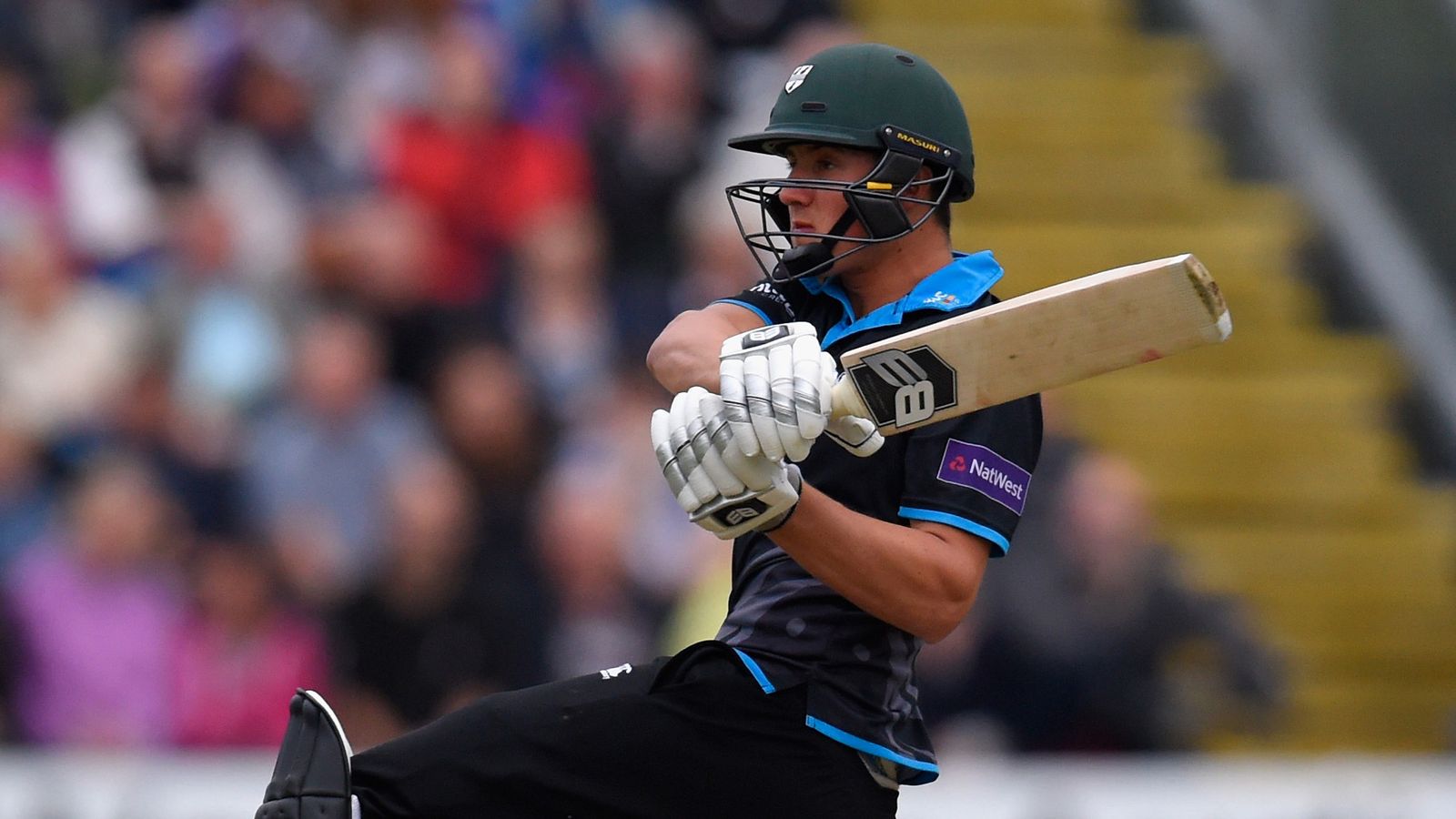 CCD2: Tom Kohler-Cadmore hits ton as Worcestershire frustrate ...