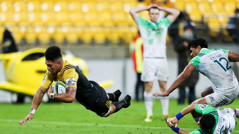 Ardie Savea scored the match-winning try for the Hurricanes and made our team of the week
