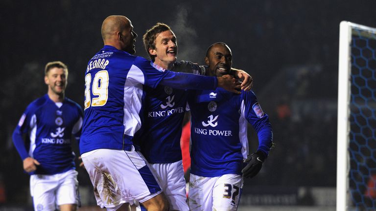 Andy King celebrates with Roman Bednar and Darius Vassell in 2010