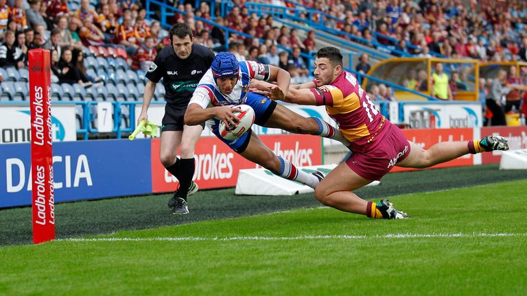 Ben Jones-Bishop scores a cracker for Wakefield