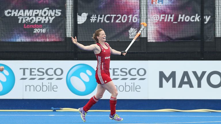 Helen Richardson-Walsh in action in the 2016 Champions Trophy