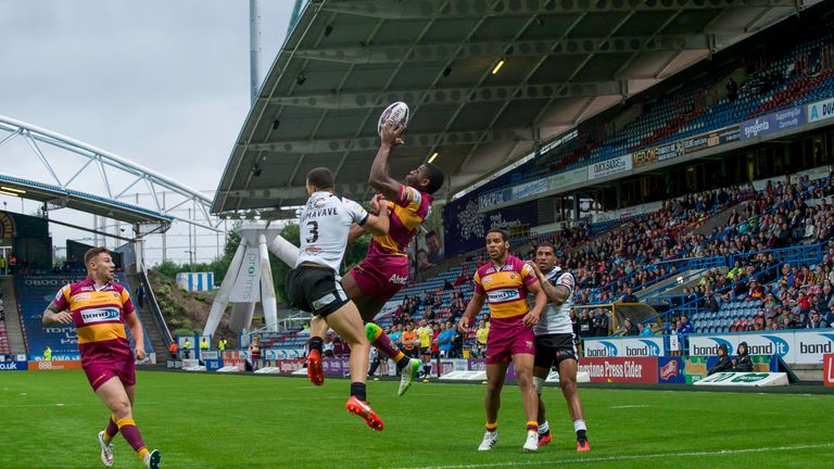 Jermaine McGillvary claims a high ball in defence