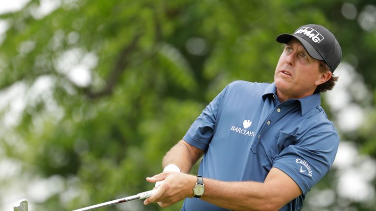 Could Phil Mickelson end his winless run this week? 