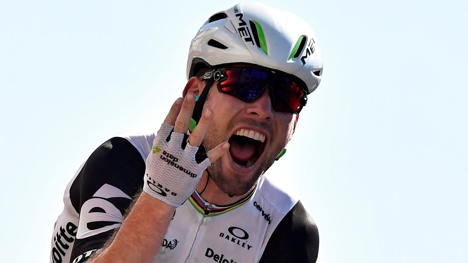 Tour De France Mark Cavendish Wins As Chris Froome Retains Lead Cycling News Sky Sports