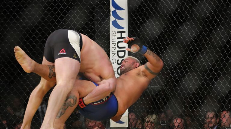 Brock Lesnar takes down Mark Hunt