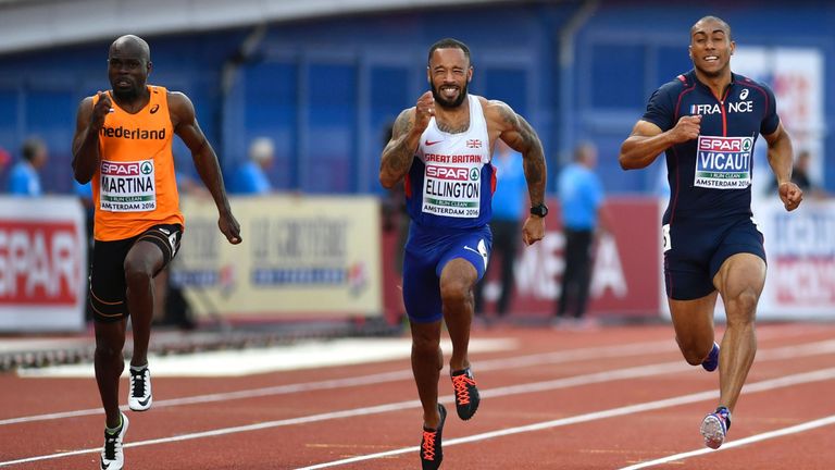 James Ellington finsihed fifth behind Churandy Martina (L) while France's Jimmy Vicaut claimed bronze