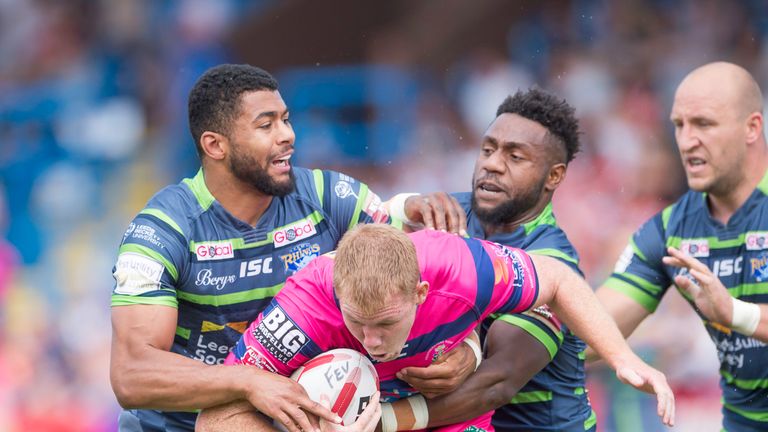 Featherstone struggling to match Leeds' flair and ambition