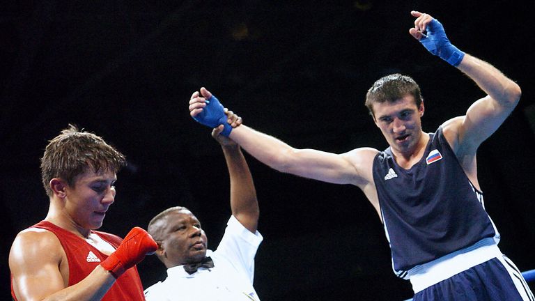 GGG lost the 2004 Olympic final to Gaydarbek Gaydarbekov (R)