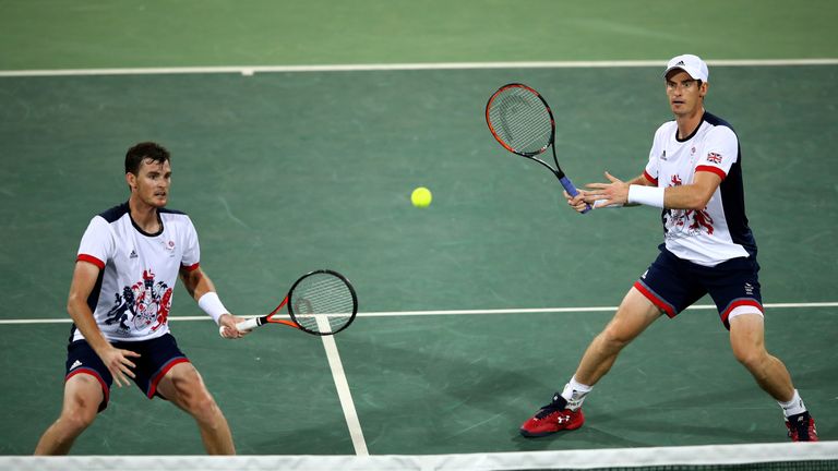 Andy Murray's brother Jamie congratulated him on Twitter
