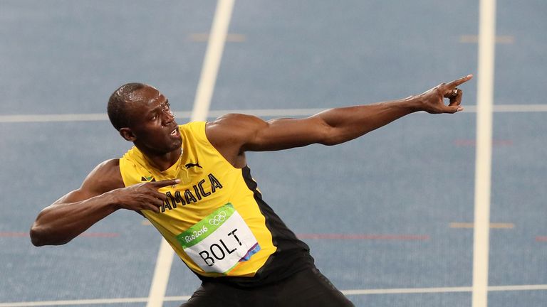 A familiar celebration from the 200m champion