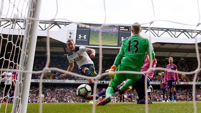 Harry Kane puts Tottenham Hotspur ahead at White Hart Lane