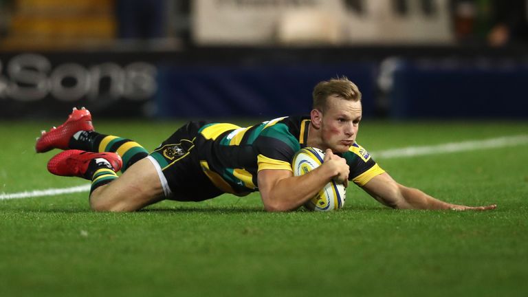 Rory Hutchinson dives over for Northampton's second try