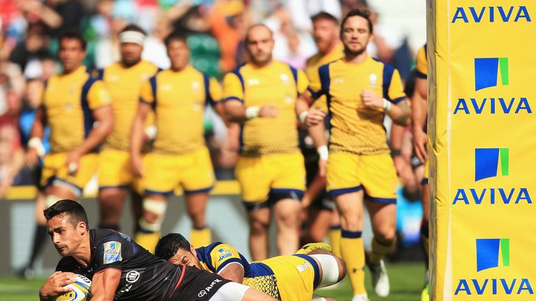 Alex Lozowski crosses for Saracens' second try