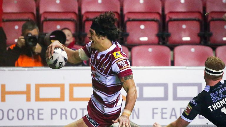 Anthony Gelling's late try secured victory
