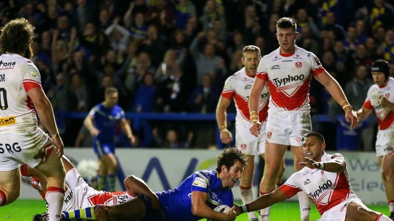 Stefan Ratchford scores Warrington's second try