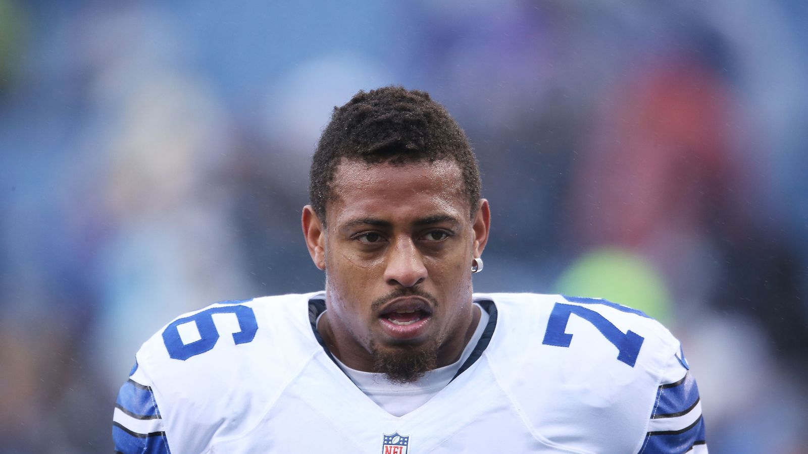 Disgraced NFL defensive end Greg Hardy to pursue MMA career