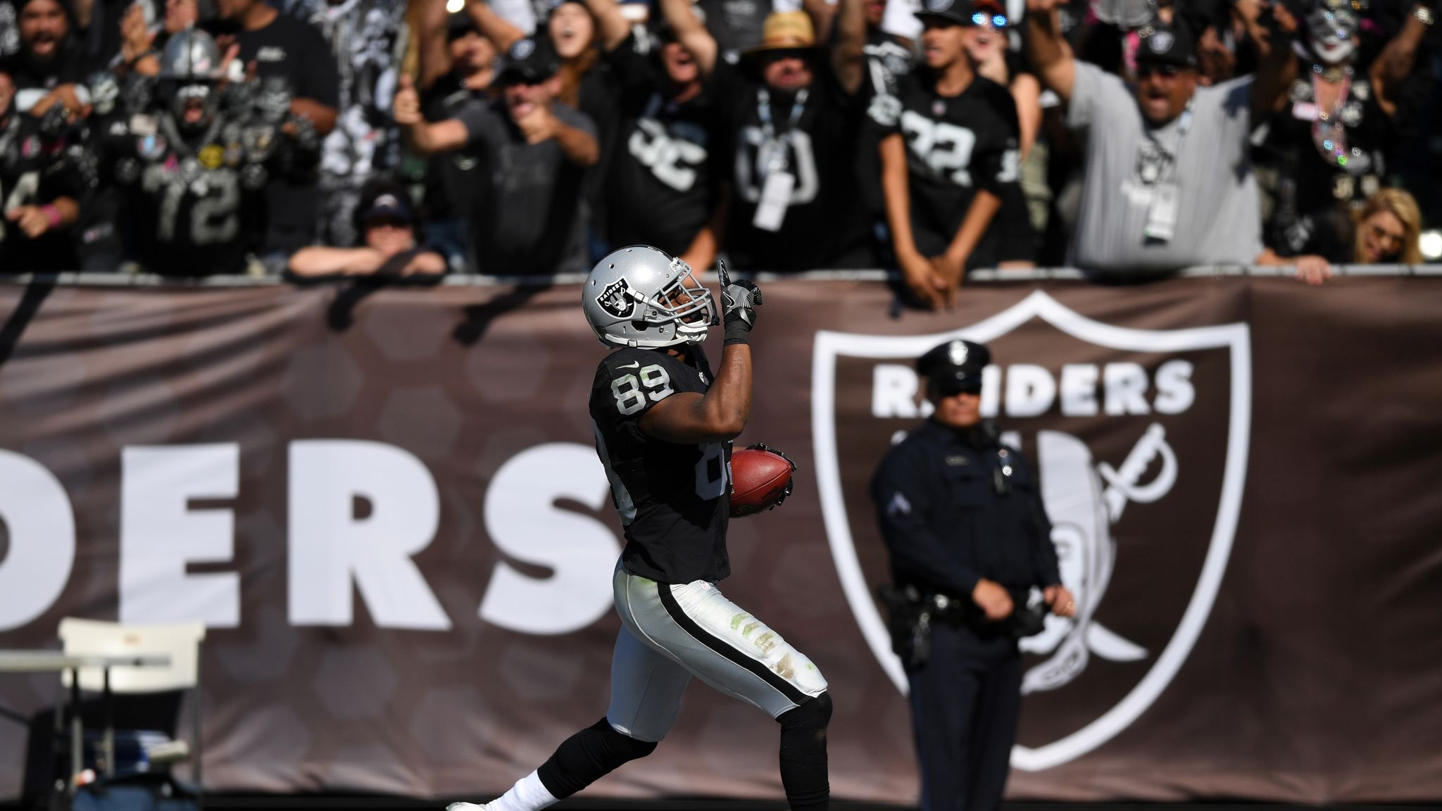 Derek Carr to Amari Cooper for a 64-Yard TD!, Chargers vs. Raiders