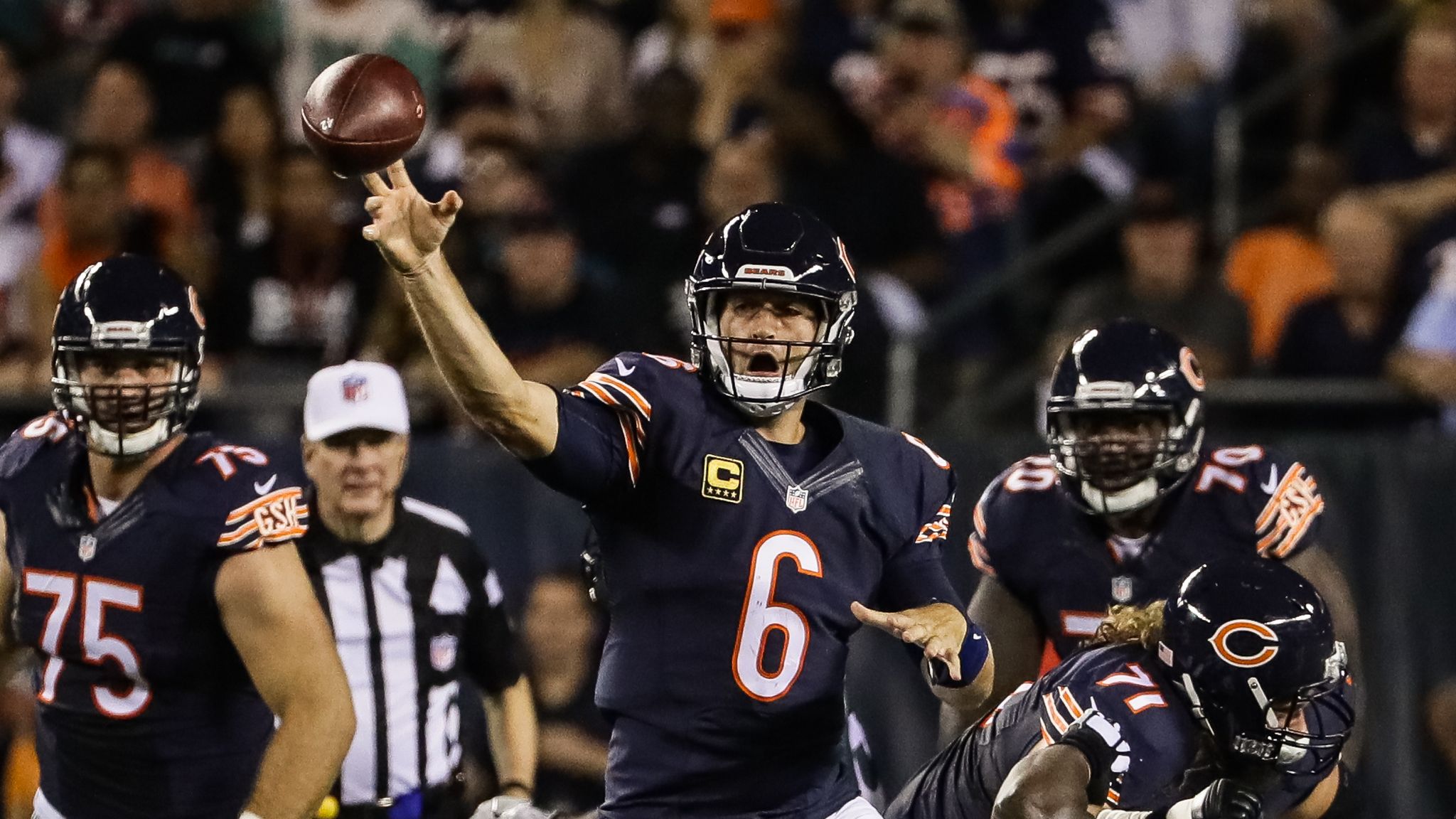 Jay Cutler picked apart the New England Patriots last night