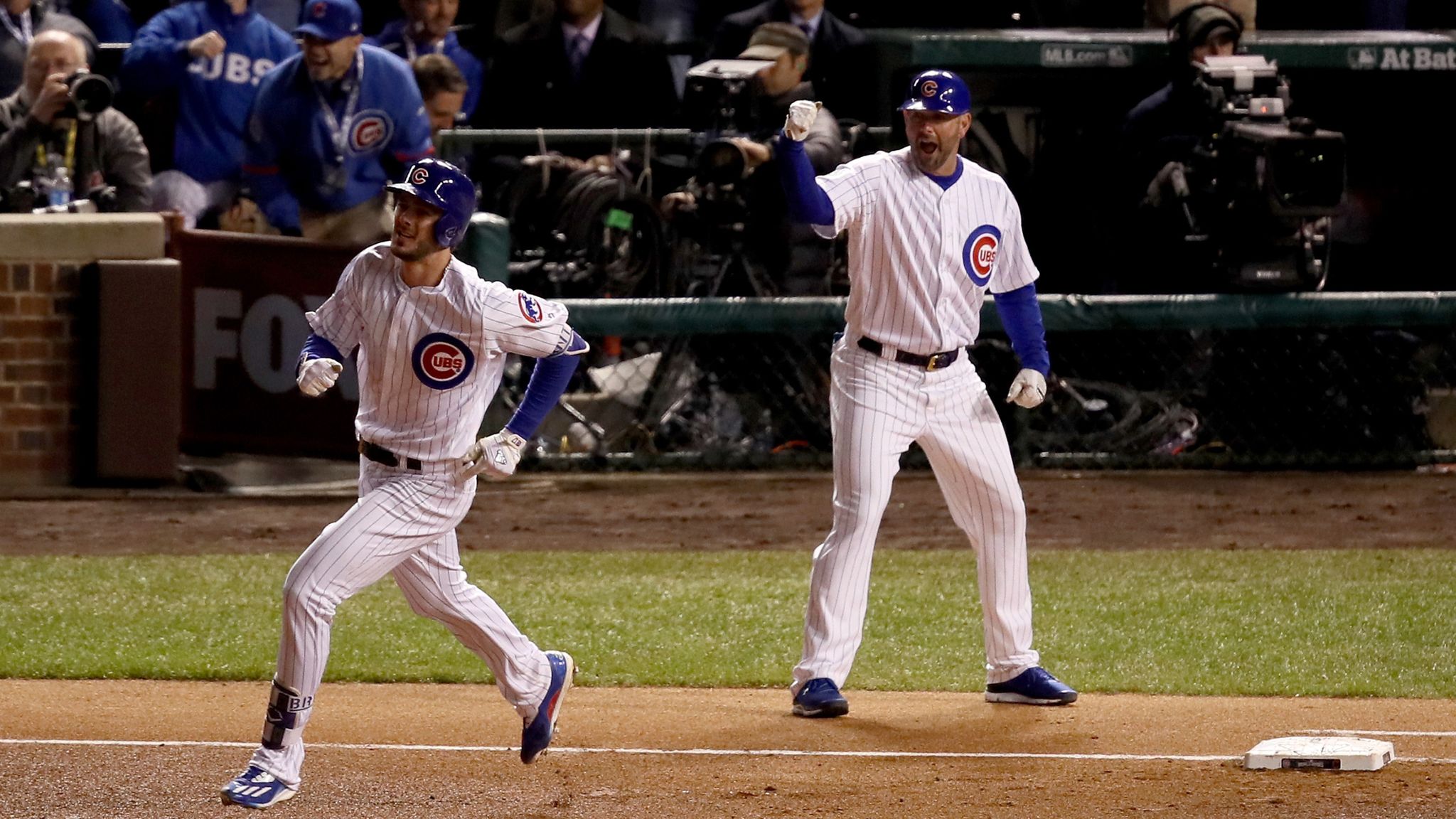 Cubs stay alive in World Series with 3-2 win in Game 5