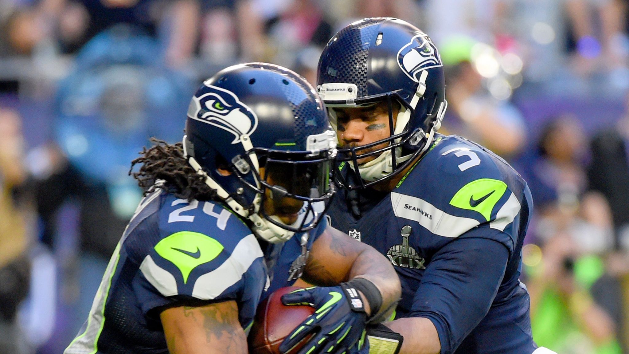 November 2, 2014..Seattle Seahawks running back Marshawn Lynch #24 in  action against the Oakland Raiders at CenturyLink Field in Seattle, WA.. Seahawks defeat the Raiders 30 - 24 Stock Photo - Alamy