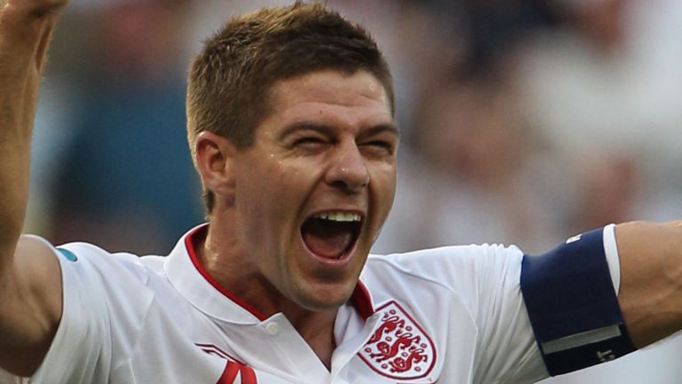 Rooney says Steven Gerrard was the best player he played alongside with England