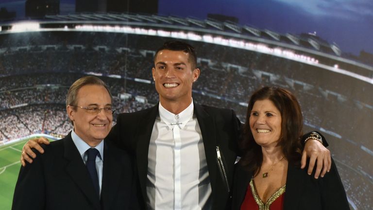 Ronaldo signed a new contract with Real at the weekend
