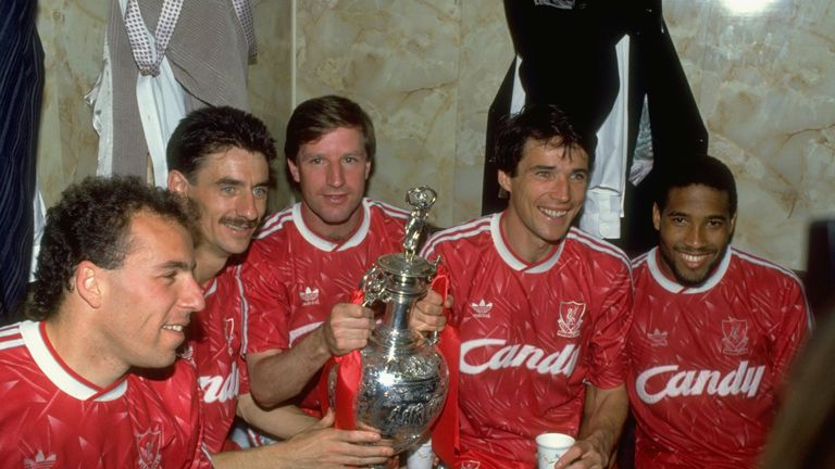 Rosenthal, Rush, Whelan, Hansen and Barnes (from left to right) after winning the league in 1990